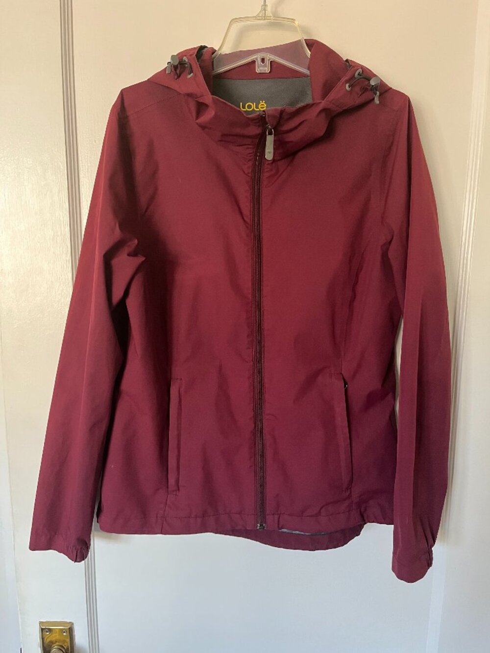 Lolë Raincoat